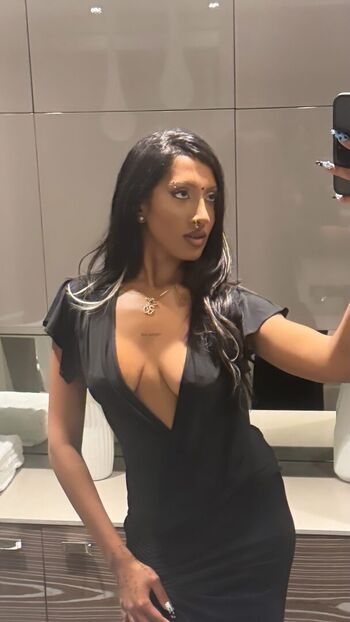 Lara Raj