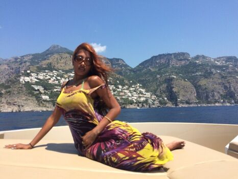 Full leaked Lara raj private photo