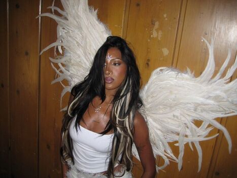Full leaked Lara raj page private photo