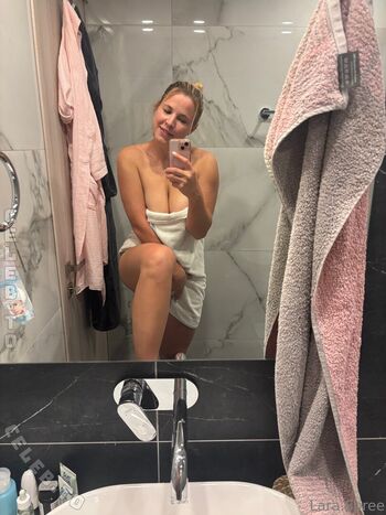 Full leaked Lara spree private photo