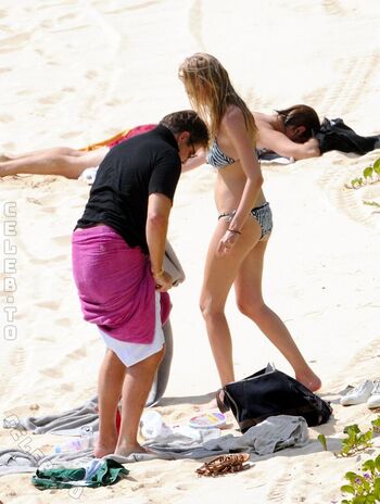 Full leaked Lara stone private onlyfans photo