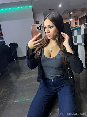 Full leaked Lara sun private photo