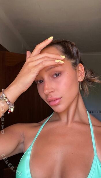 Full leaked Lara tepper private photo