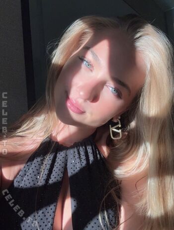 Full leaked Lara tillmann private photo