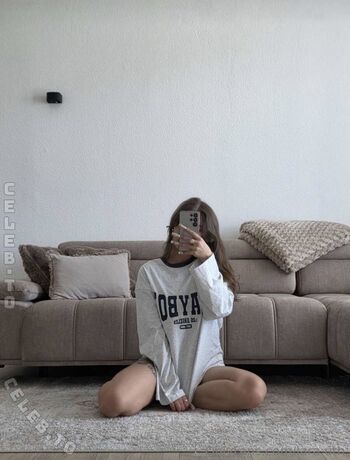Lara.uth
