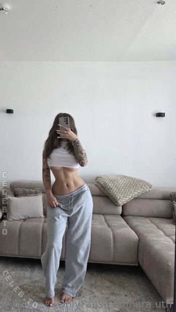 Full leaked Lara uth page private photo