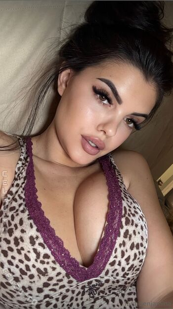 Full leaked Lara winter private photo