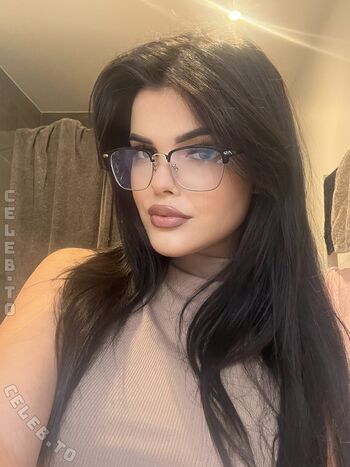 Full leaked Lara winter private photo