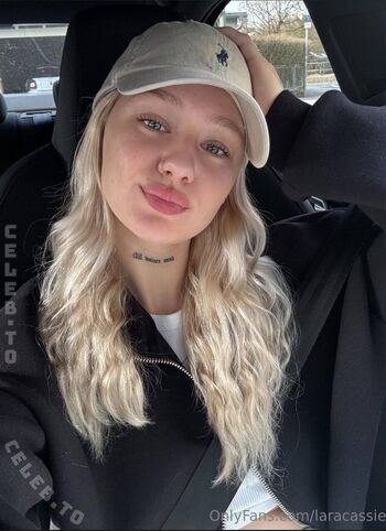 Full leaked Laracassie private onlyfans photo