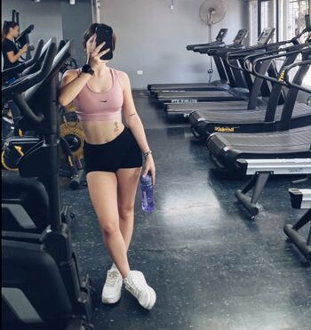 Full leaked Laracastellan private onlyfans photo