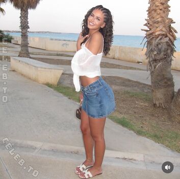 Full leaked Laraemiii private photo