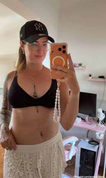 Full leaked Larajennycroft private photo