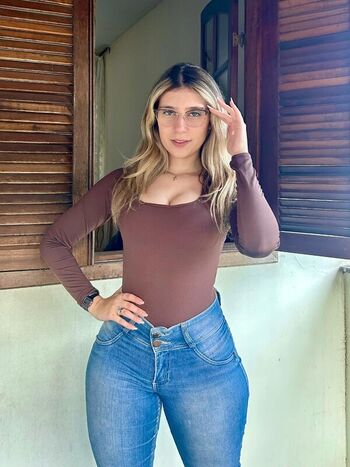 Full leaked Laramellos page private photo