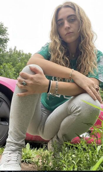 Full leaked Laramonroe private onlyfans photo