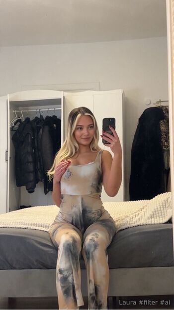 Full leaked Lararosenfeld private photo