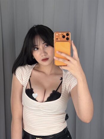 Full leaked Laras kinanda putri private photo