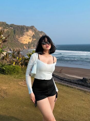 Full leaked Laras kinanda putri private photo