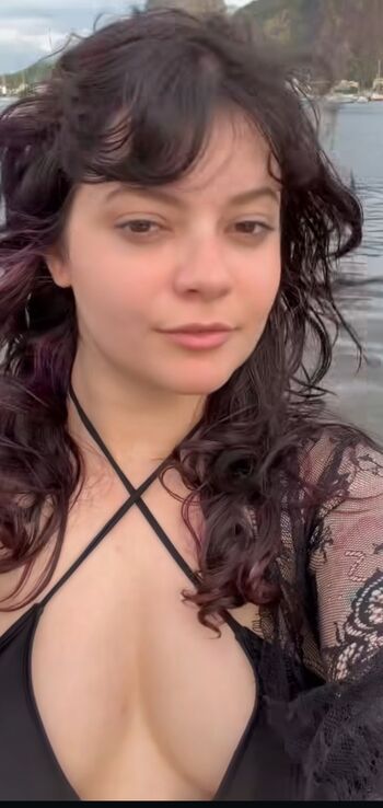 Full leaked Lari anjos private onlyfans photo