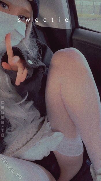 Full leaked Laricutie private onlyfans photo