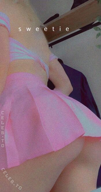 Full leaked Laricutie private onlyfans photo