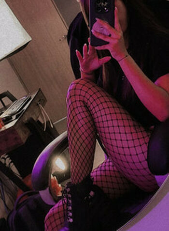 Full leaked Larisasmirnoov page private photo