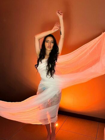 Full leaked Larisasmirnoov page private photo