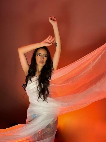 Full leaked Larisasmirnoov page private photo