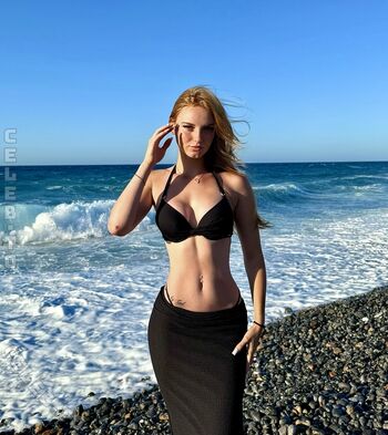 Full leaked Larissa private photo