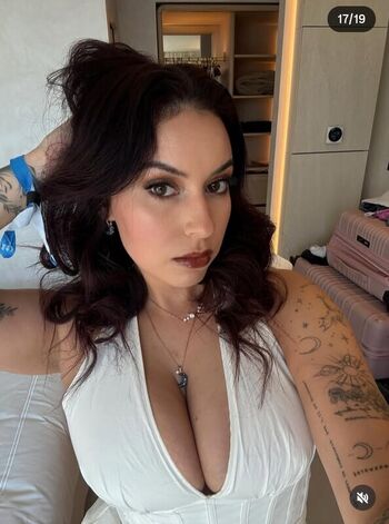 Full leaked Larissa cambusano private photo