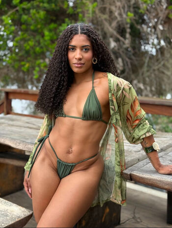 Full leaked Larissa felix private onlyfans photo