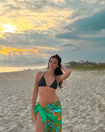 Full leaked Larissa jardim private photo
