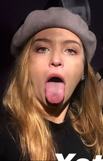 Full leaked Larissa karlovic page private photo
