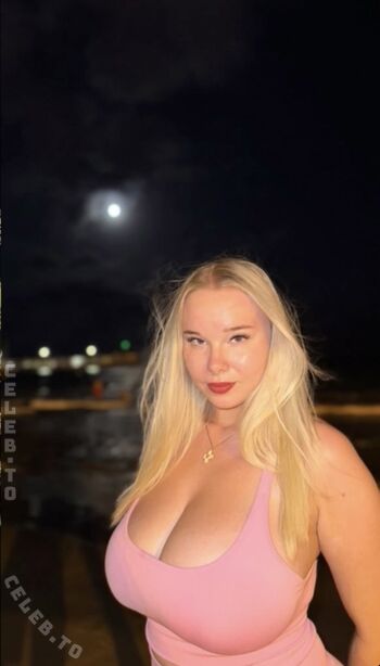 Full leaked Larissa lhaa page private onlyfans photo