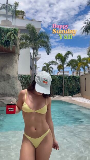 Full leaked Larissa manoela page private onlyfans photo