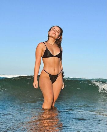 Full leaked Larissa manoela private photo