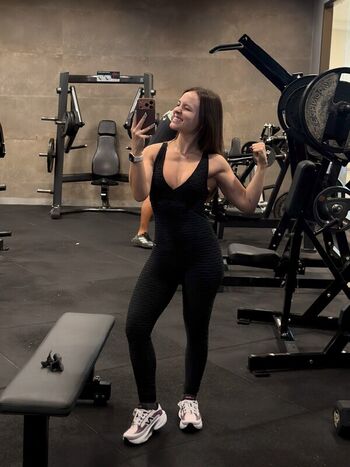 Full leaked Larissa manoela private photo