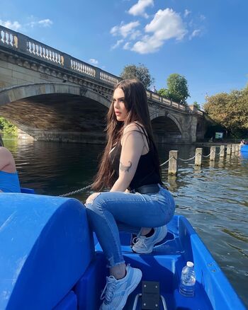 Full leaked Larissa ts private photo