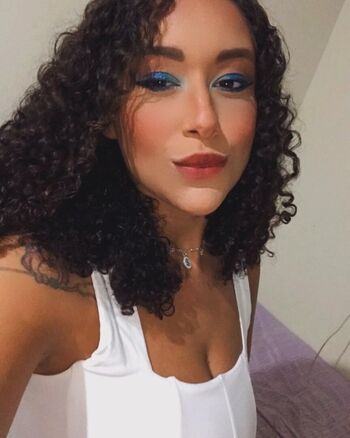 Full leaked Larissaloopes private onlyfans photo