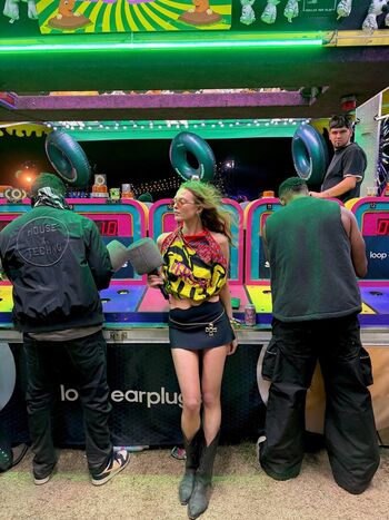 Full leaked Larsen thompson private onlyfans photo