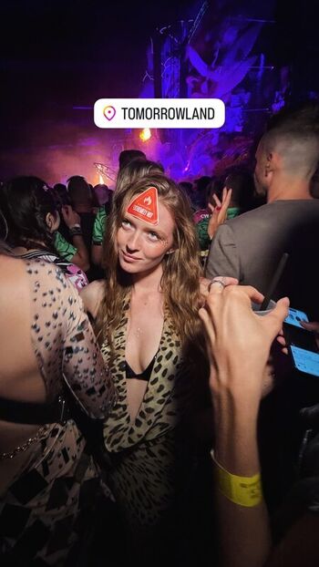 Full leaked Larsen thompson private photo