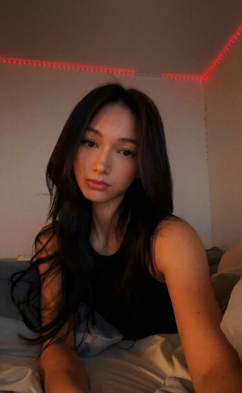 Full leaked Laselyii page private onlyfans photo