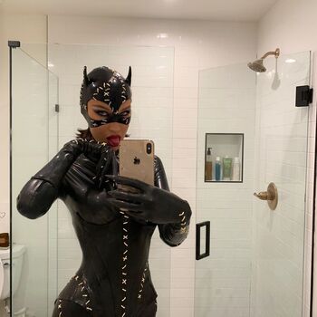 Full leaked Latex fetish private photo