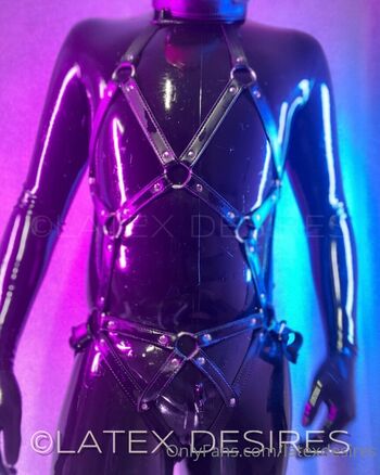 Full leaked Latexdesires private photo