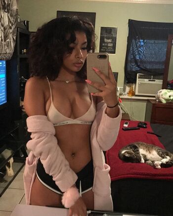 latinabaddie