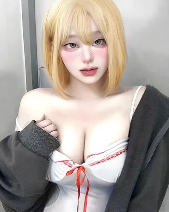 Full leaked Latulip  page private onlyfans photo