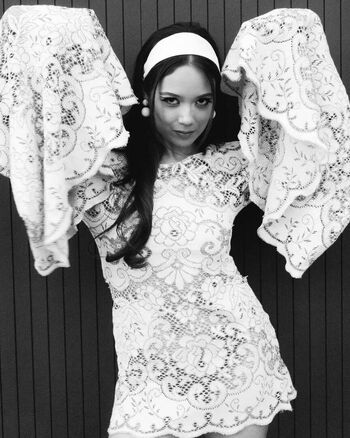 Full leaked Laufey lin private onlyfans photo