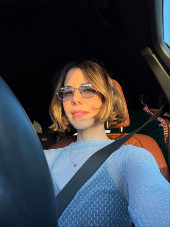 Full leaked Laura bailey page private onlyfans photo