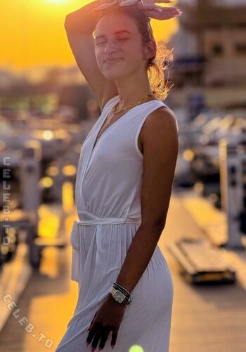 Full leaked Laura borck private photo