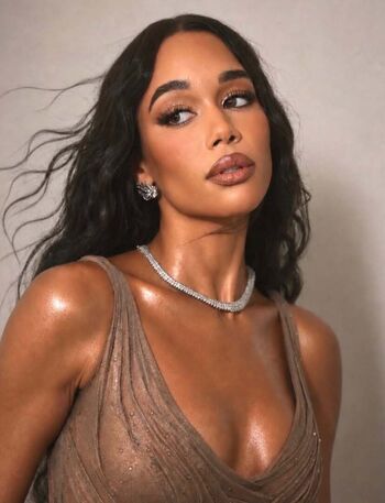 Full leaked Laura harrier private photo