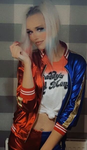Full leaked Laura jayne private photo